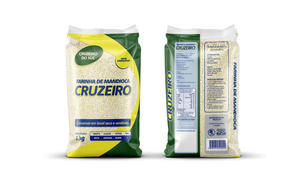 Nova embalagem da Farinha de Mandioca Cruzeiro, mostrando frente e verso do pacote com design moderno, informações nutricionais e selo de produto brasileiro.
